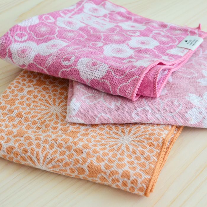 抜き染めハンカチ