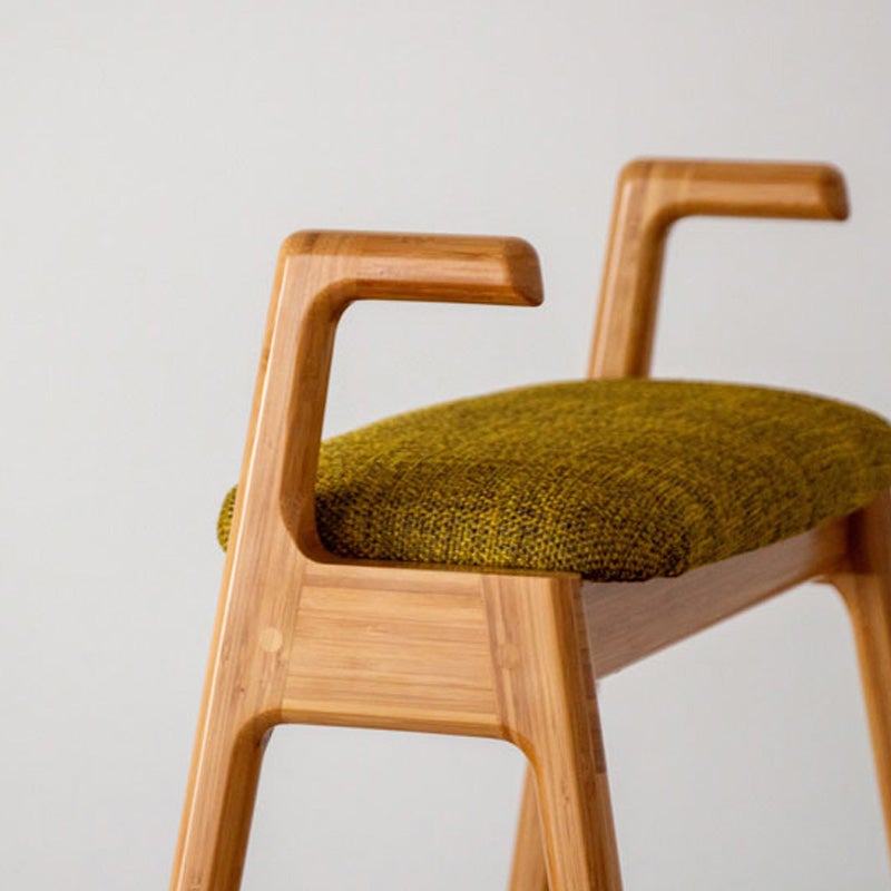 アップスツールエントランス